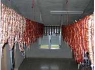 Chorizos (secándose)